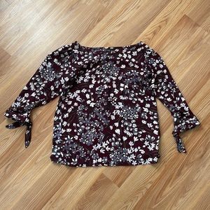 Boat Neck Knit Loft Floral top